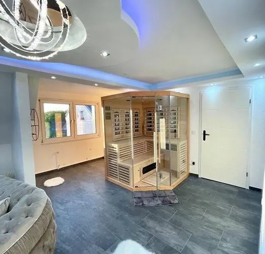 Phoeenixpalace Whirlpool & Infarotsauna